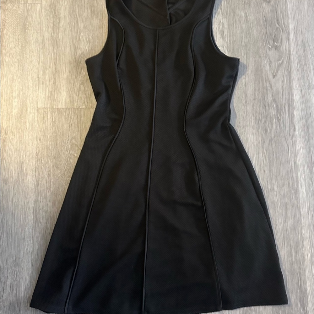 Elegant Black Sleeveless Dress